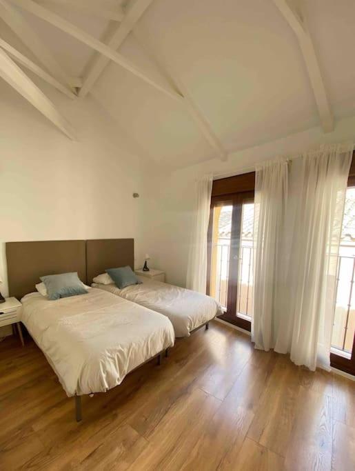 Ferienwohnung Atico En Toledo Con Terraza Exterior foto